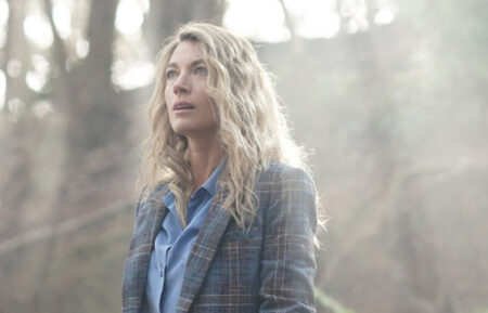 Natalie Zea as Eve Harris in La Brea