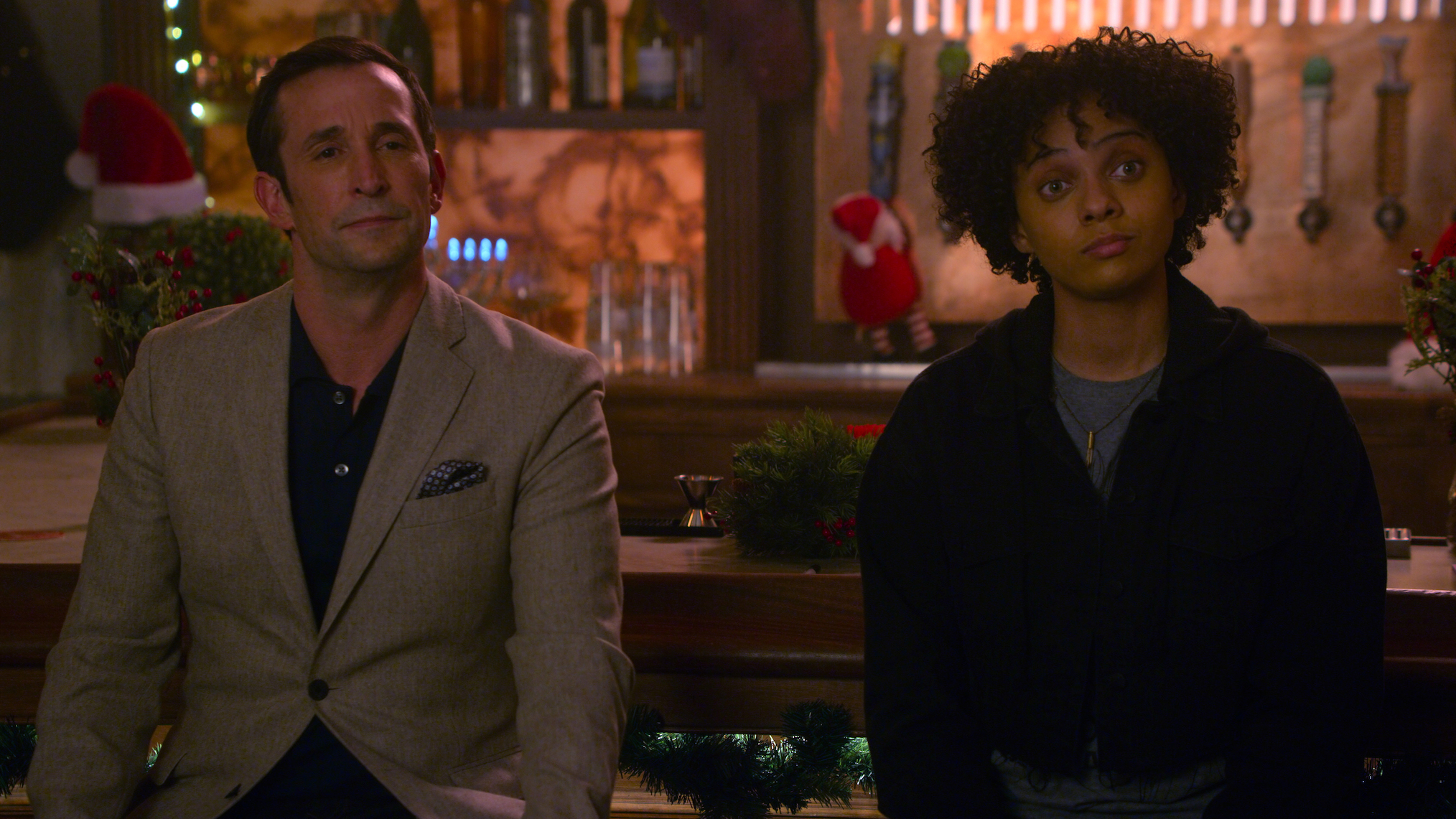 Noah Wyle as Harry, Aleyse Shannon as Breanna in Leverage Redemption