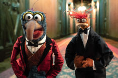 Gonzo and Pepe in Muppets Haunted Mansion