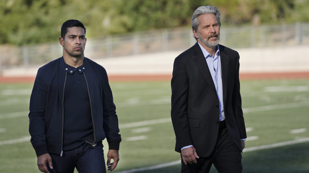 Wilmer Valderrama as Torres, Gary Cole as Parker in NCIS