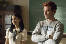 Camila Mendes as Veronica, KJ Apa as Archie in Riverdale