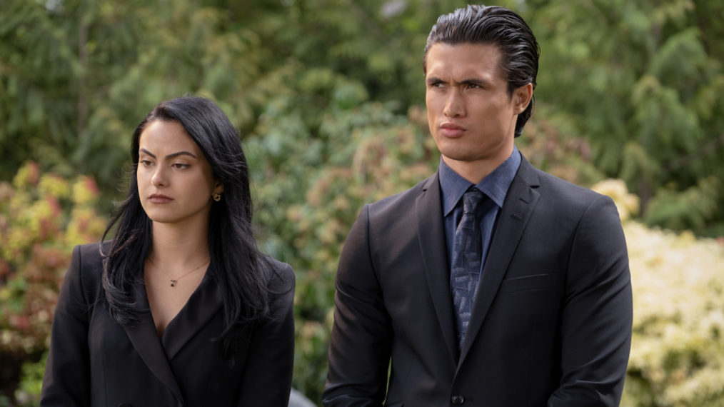 Camila Mendes as Veronica, Charles Melton as Reggie in Riverdale