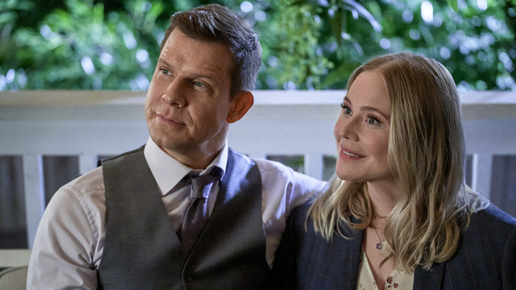 Eric Mabius, Kristin Booth in Signed, Sealed, Delivered The Vows We Have Made