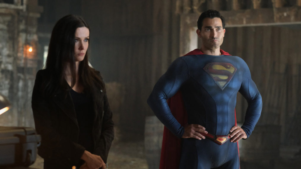 Elizabeth Tulloch as Lois, Tyler Hoechlin as Clark in Superman & Lois