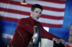 'The Flash' Trailer: Arrowverse Heroes Return to Help Barry in 'Armageddon' (VIDEO)