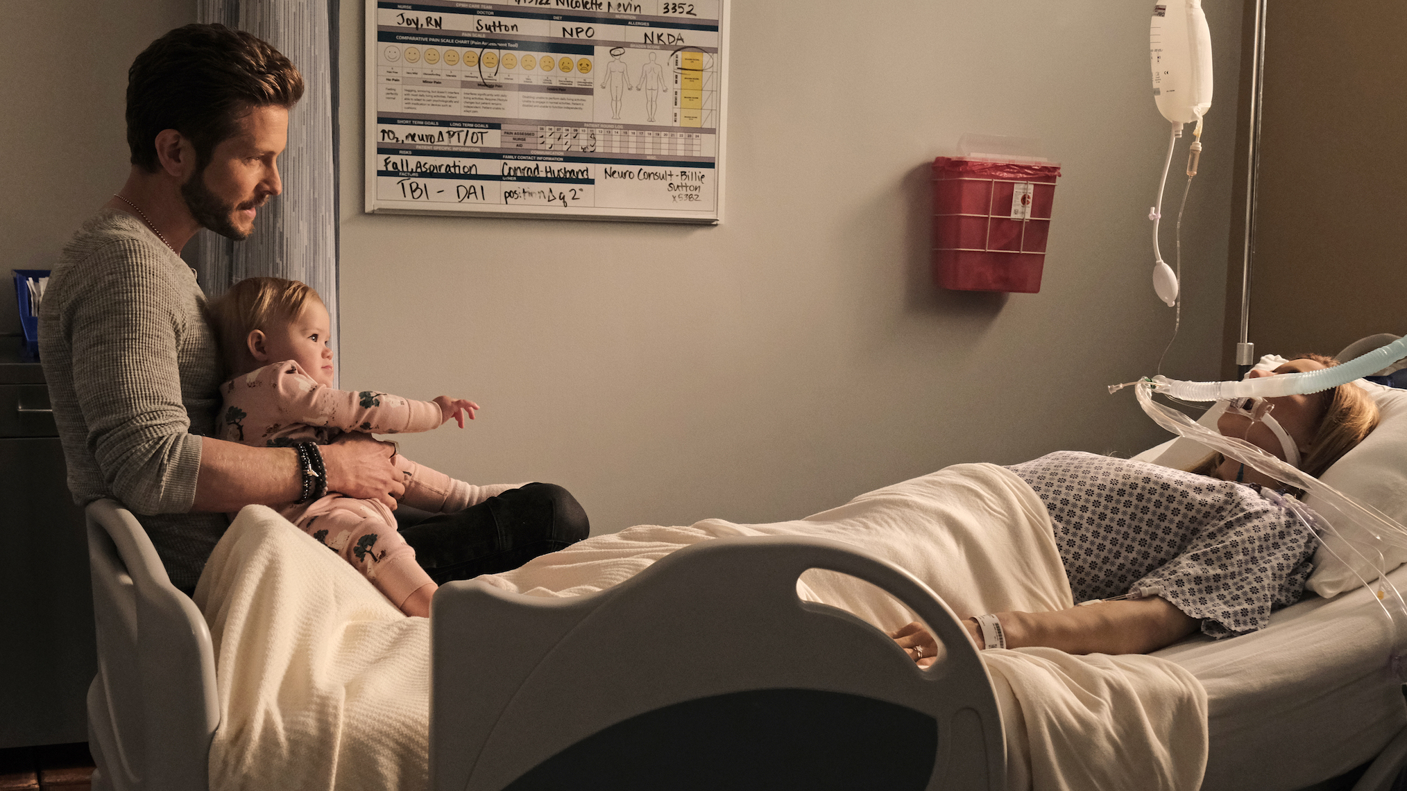 'The Resident' EP on Emily VanCamp's Exit & Honoring Nic, Conrad Moving