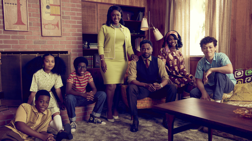 The cast of Wonder Years - Amari O’Neil as Cory Long, Milan Ray as Keisa Clemmons, Elisha Williams as Dean Williams, Saycon Sengbloh as Lillian Williams, Dulé Hill as Bill Williams, Laura Kariuki as Kim Williams, and Julian Lerner as Brad Harper