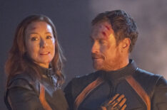 Lost In Space - Molly Parker as Maureen Robinson, Toby Stephens as John Robinson