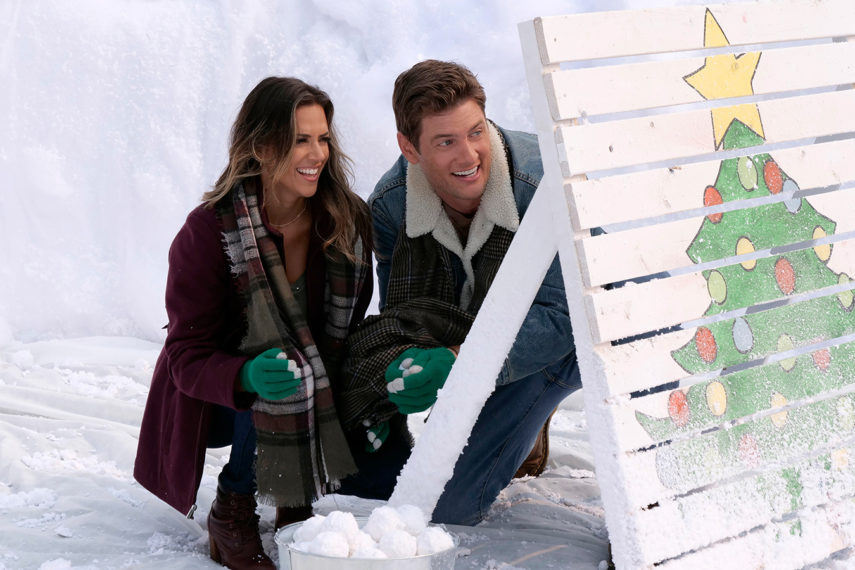 The Holiday Fix Up Jana Kramer and Ryan McPartlin