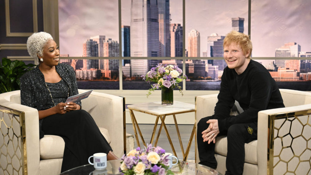 SNL - Ego Nwodim and Ed Sheeran in the Dionne Warwick talk show sketch