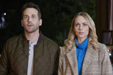 Niall Matter and Laura Vandervoort in A Christmas Together With You