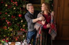 'A Castle for Christmas': Netflix Unveils First Look at Brooke Shields & Cary Elwes Rom-Com (VIDEO)