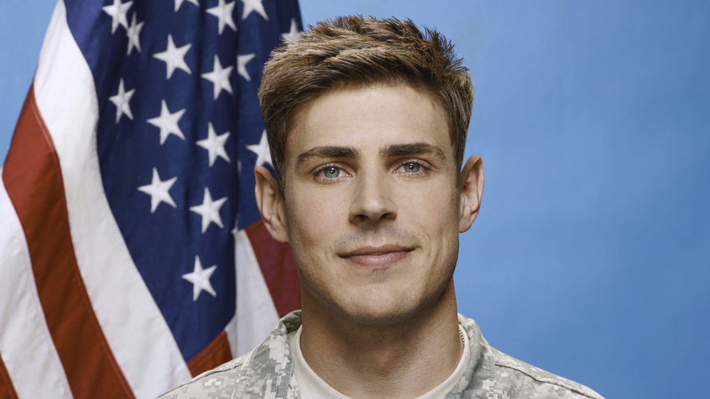 Chris Lowell, Enlisted
