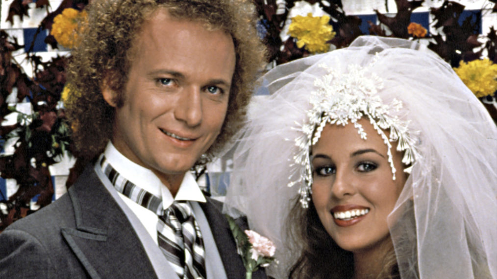 General Hospital - Anthony Geary as Luke Spencer and Genie Francis as Laura Weber on their wedding day