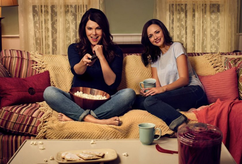 Gilmore Girls Lauren Graham and Alexis Bledel 