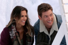 Jana Kramer and Ryan McPartlin in The Holiday Fix Up