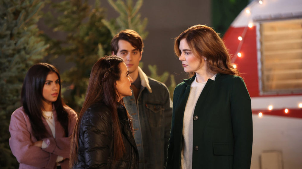 Jearnest Corchado as Skye, Kyle Richards as Trish, Kyle Selig as Jake, Betsy Brandt as Diana in The Housewives of the North Pole