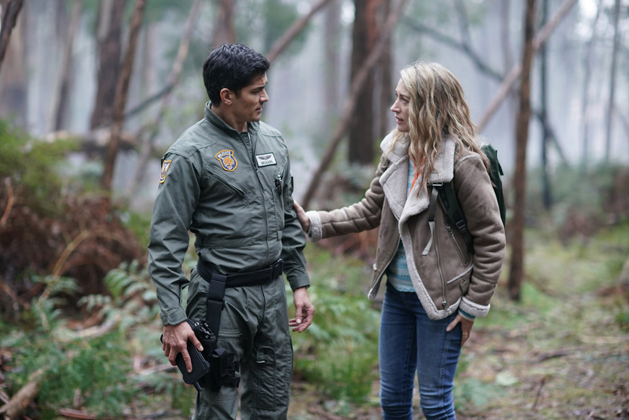 Nicholas Gonzalez as Levi Delgado, Natalie Zea as Eve Harris in La Brea