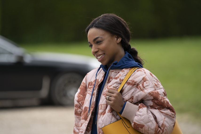 Pippa Bennett-Warner in Chloe Season 1