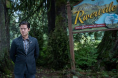 'Riverdale' Boss on That Premiere Death, Rivervale's High Body Count & More