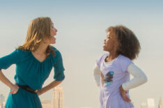 Rose Byrne as Grace Farrell, Quvenzhane Wallis as Annie in 'Annie' 2014