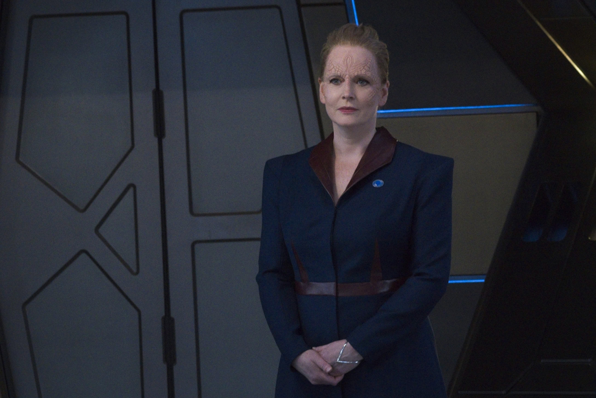 Chelah Horsdal as President Laira Rillak in Star Trek Discovery