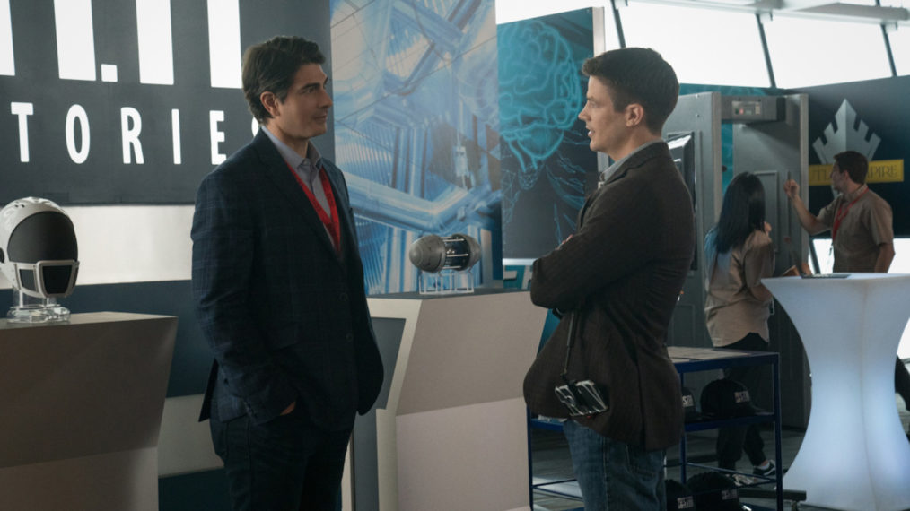 Brandon Routh as Ray Palmer, Grant Gustin as Barry Allen in The Flash