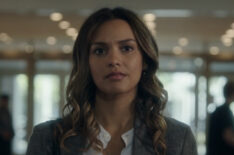 Jessica Lucas as Billie in The Resident