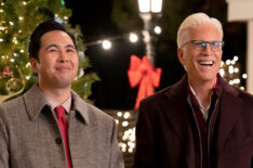Mike Cabellon as Tommy, Ted Danson as Mayor Neil Bremer in Mr. Mayor - Season 2 - 'Mr. Mayor's Magical L.A. Christmas'