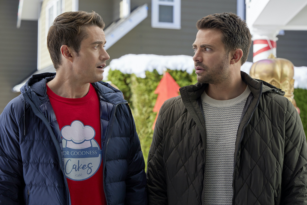 The Christmas House 2 - Robert Buckley + Jonathan Bennett