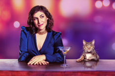 'Call Me Kat' Poster: Mayim Bialik Is Doing Her Own Thing — With a Cat Pal (PHOTO)