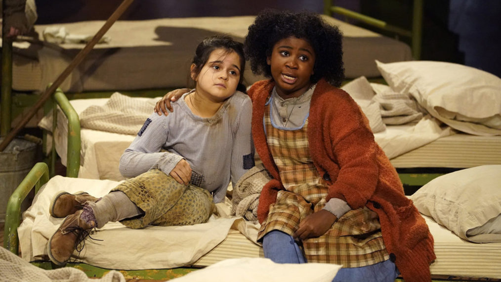 Felice Kakaletris as Molly, Celina Smith as Annie in Annie Live!