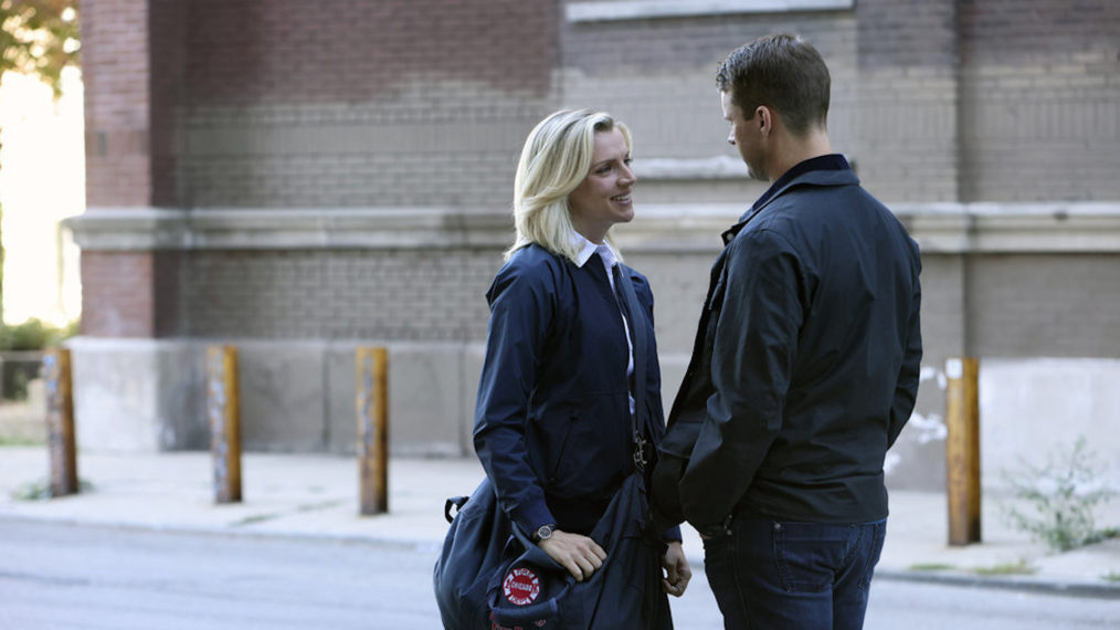 Kara Killmer as Sylvie Brett, Jesse Spencer as Matthew Casey in Chicago Fire