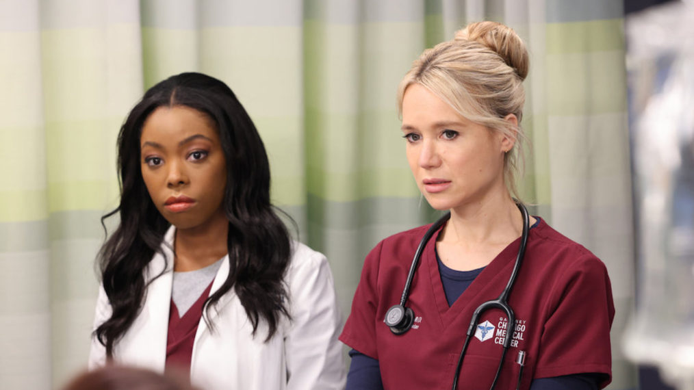 Asjha Cooper as Vanessa Taylor, Kristin Hager as Dr. Stevie Hammer in Chicago Med