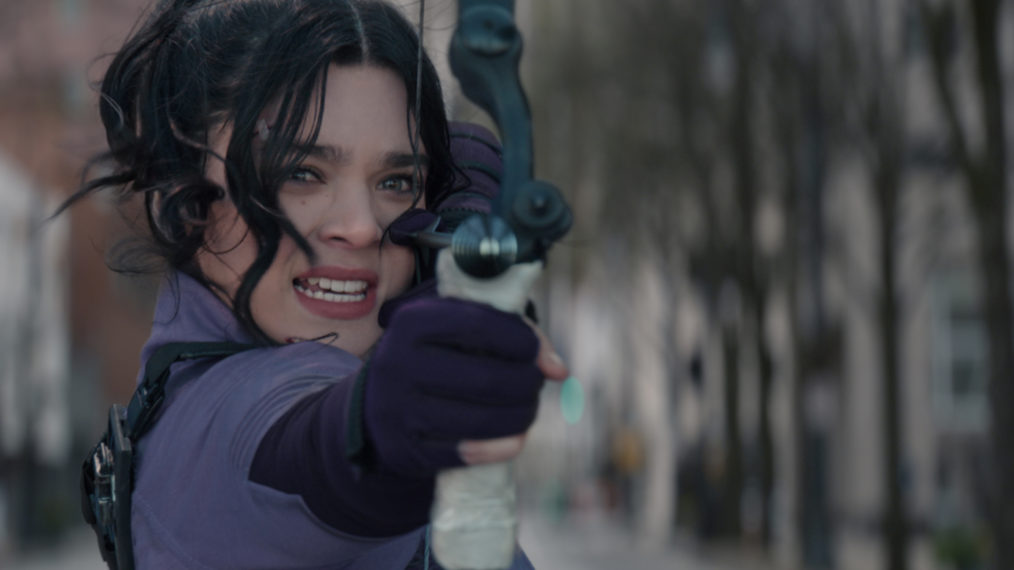 hailee steinfeld as Kate Bishop, Hawkeye