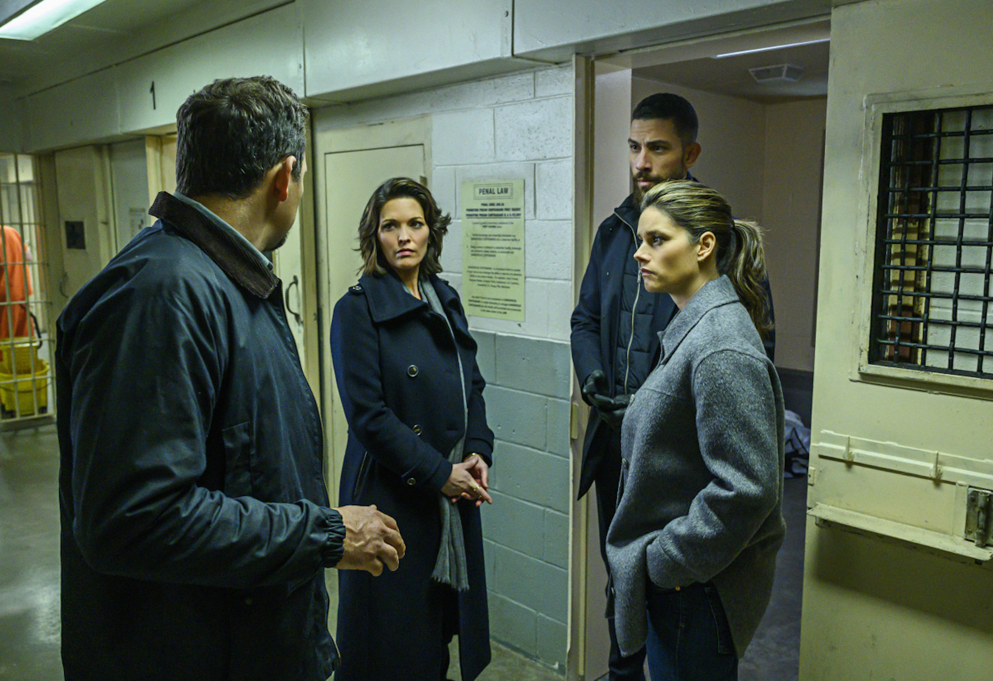 Jeremy Sisto, Alana de la Garza, Zeeko Zaki, Missy Peregrym in FBI