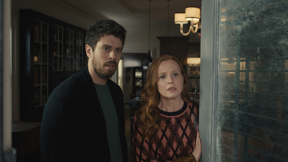 Toby Kebbell and Lauren Ambrose in Servant