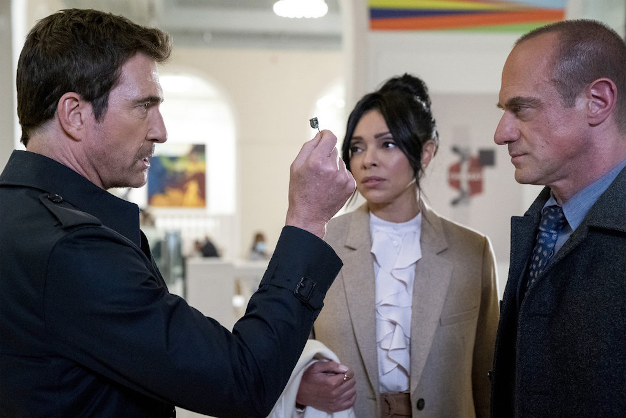 Dylan McDermott as Richard Wheatley, Tamara Taylor as Angela Wheatley, Christopher Meloni as Detective Elliot Stabler in Organized Crime