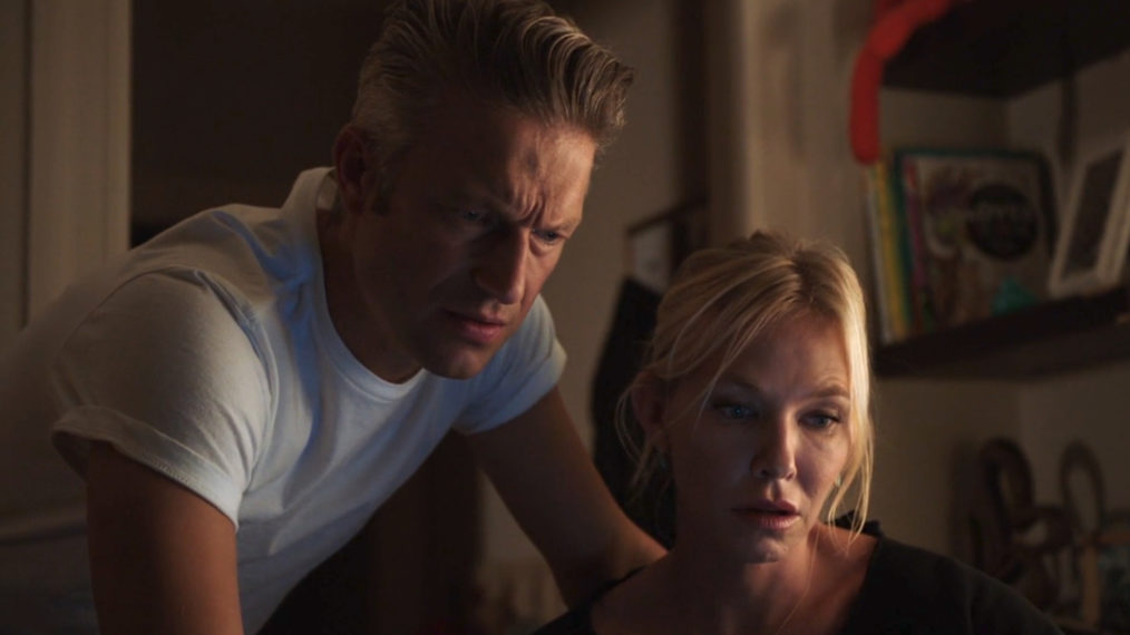 Peter Scanavino as Carisi, Kelli Giddish as Rollins in Law & Order SVU