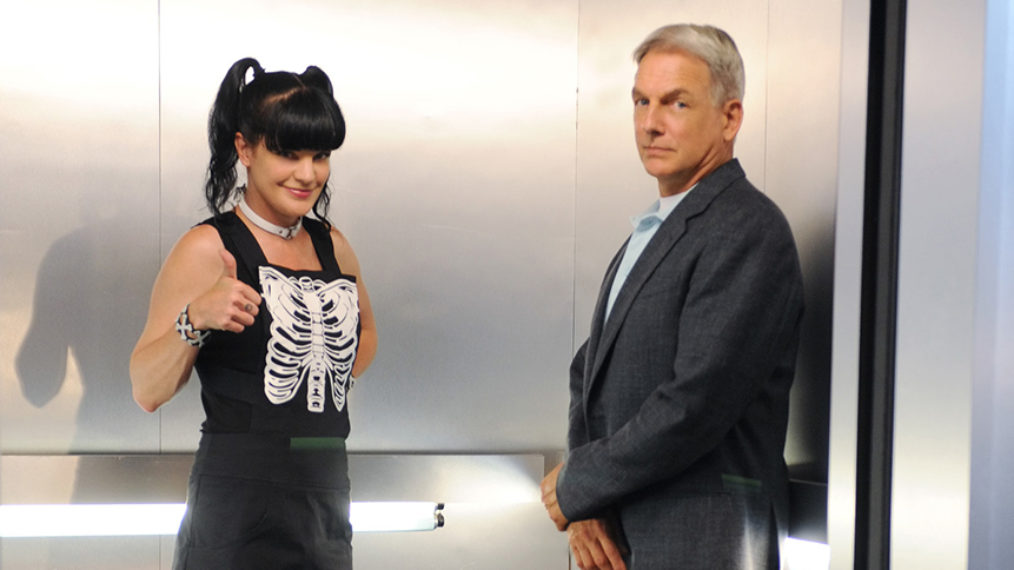 Pauley Perrette and Mark Harmon - behind the scenes at NCIS