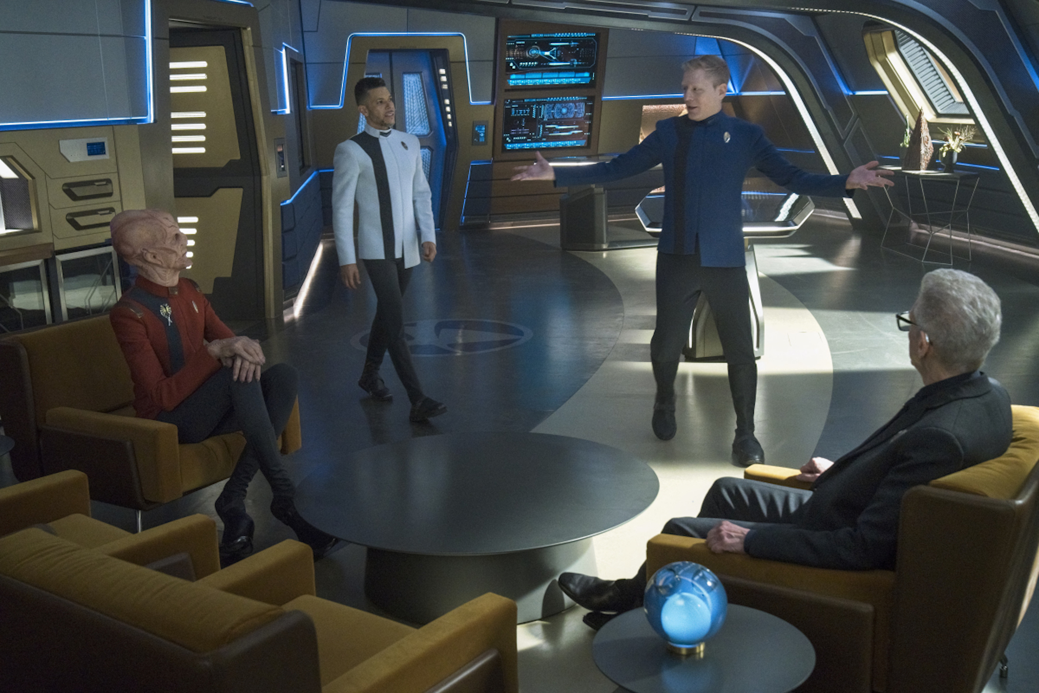 Doug Jones as Saru, Wilson Cruz as Culber, Anthony Rapp as Stamets, David Cronenberg as Kovich in Star Trek Discovery