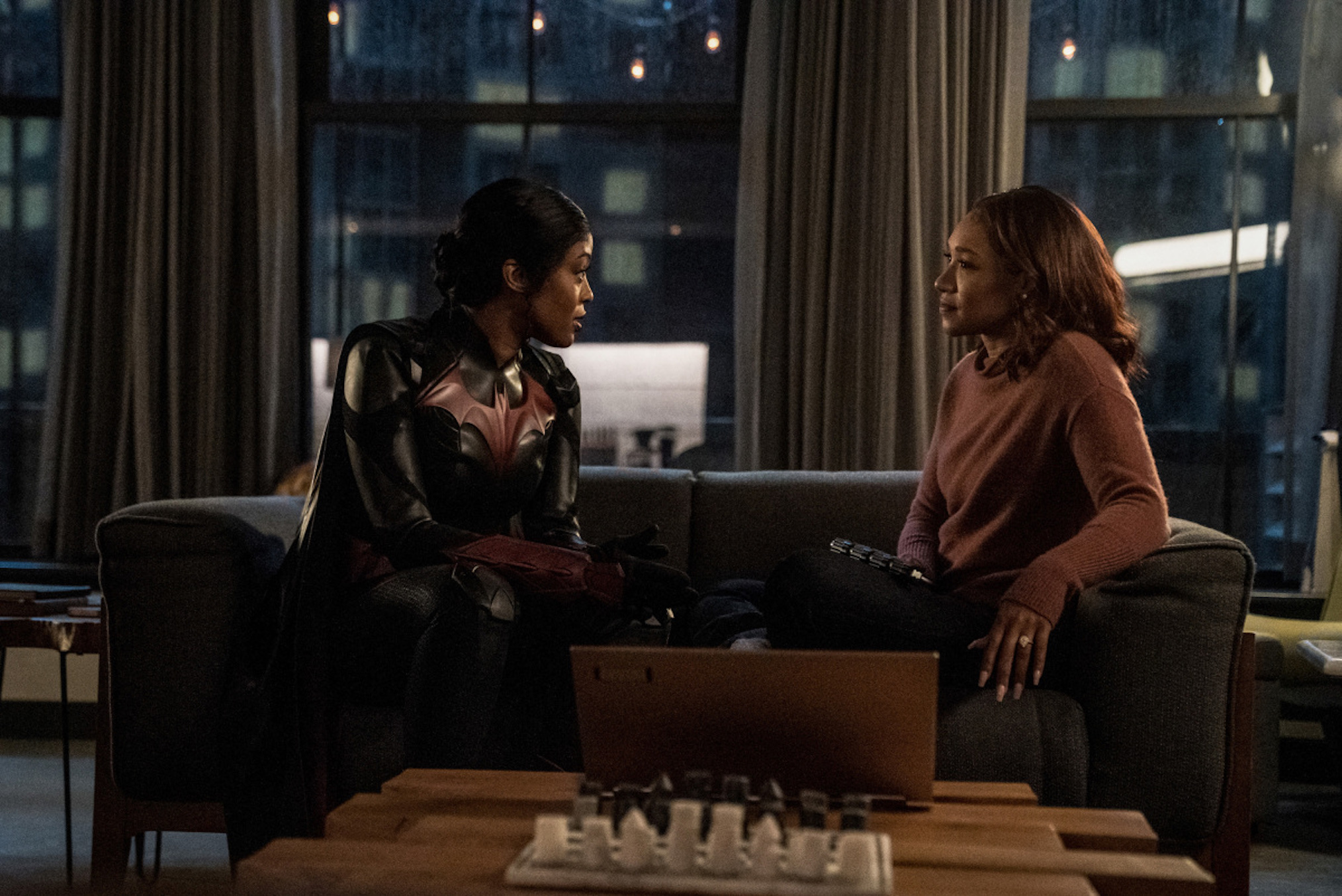 Javicia Leslie as Ryan Wilder/Batwoman, Candice Patton as Iris West-Allen in The Flash