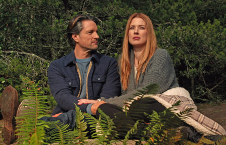 Martin Henderson as Jack, Alexandra Breckenridge as Mel in Virgin River