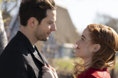 Skylar Astin as Max, Jane Levy as Zoey Clarke in Zoey's Extraordinary Playlist - Season 2