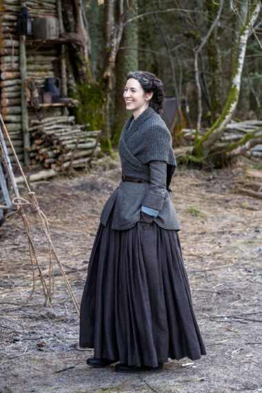 Outlander Season 6 Caitriona Balfe behind the scenes