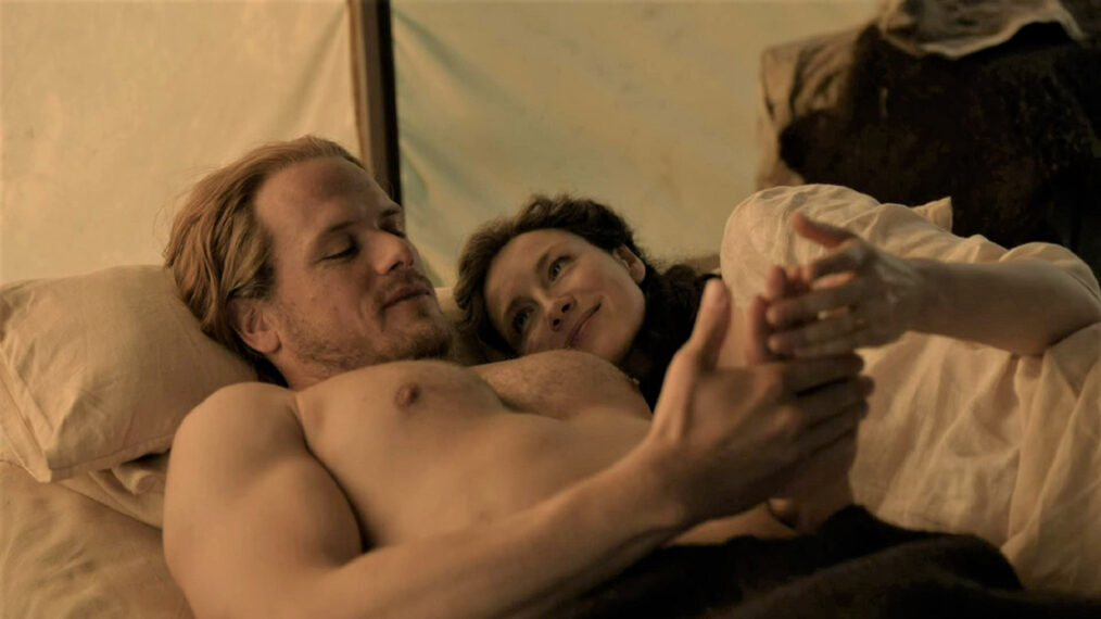 Outlander steamiest moments jamie claire