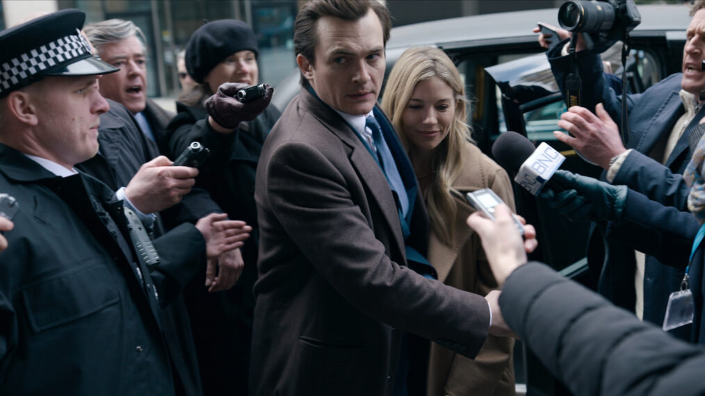 Rupert Friend and Sienna Miller avoiding the press in Anatomy of a Scandal