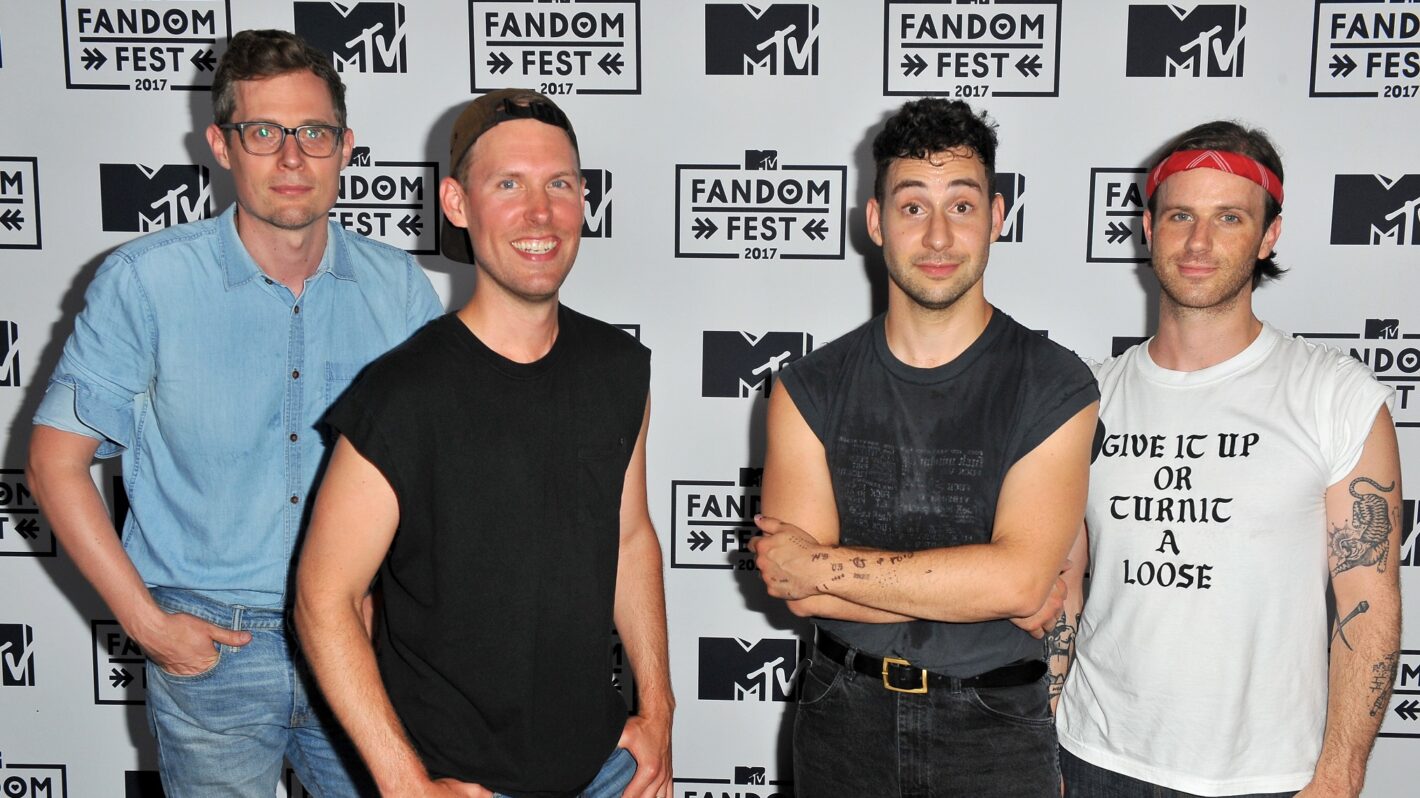 'SNL' Bleachers Replace Roddy Rich as Musical Guest After Covid Exposure