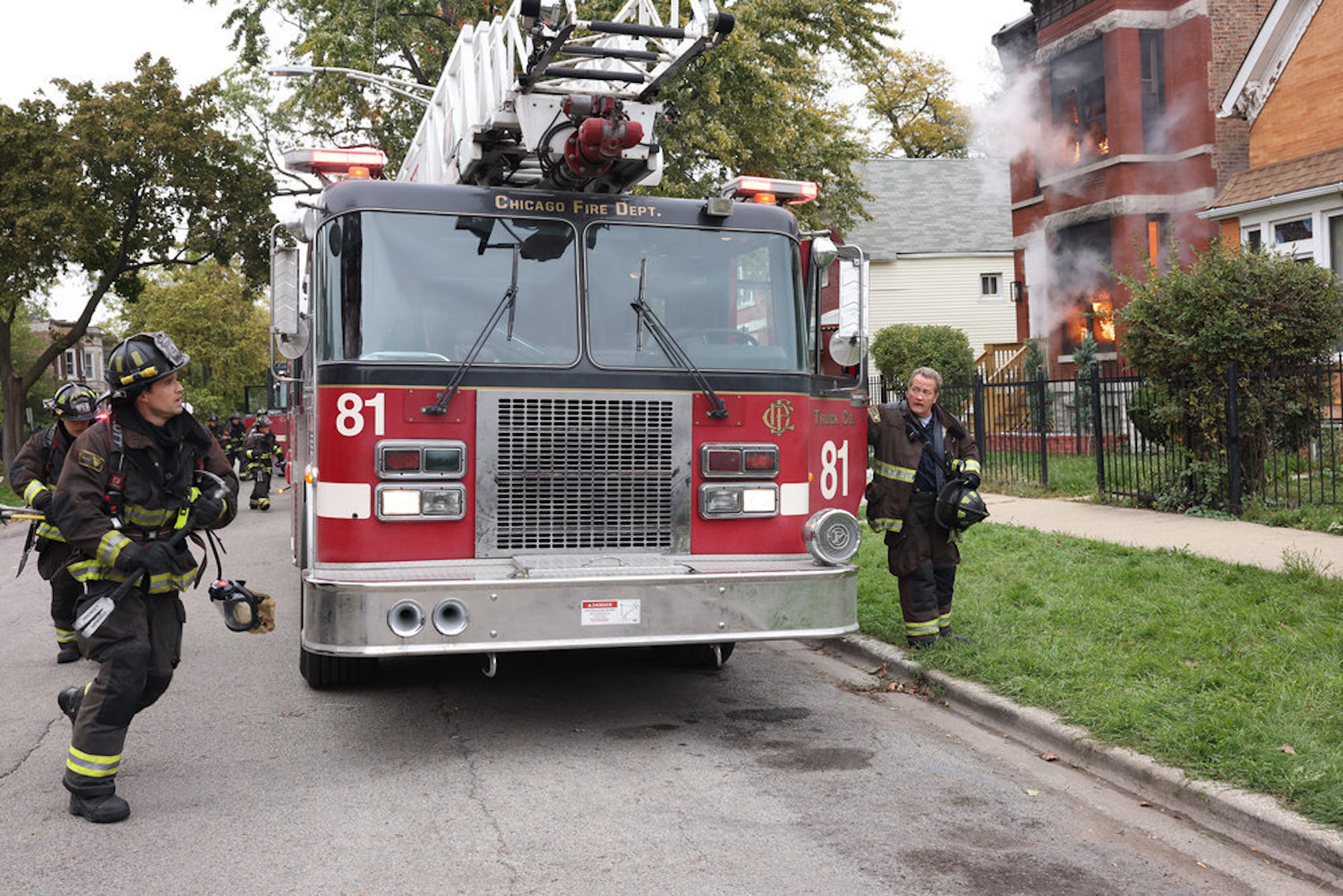 Brett Dalton at Jason Pelham, Christian Stolte as Mouch in Chicago Fire