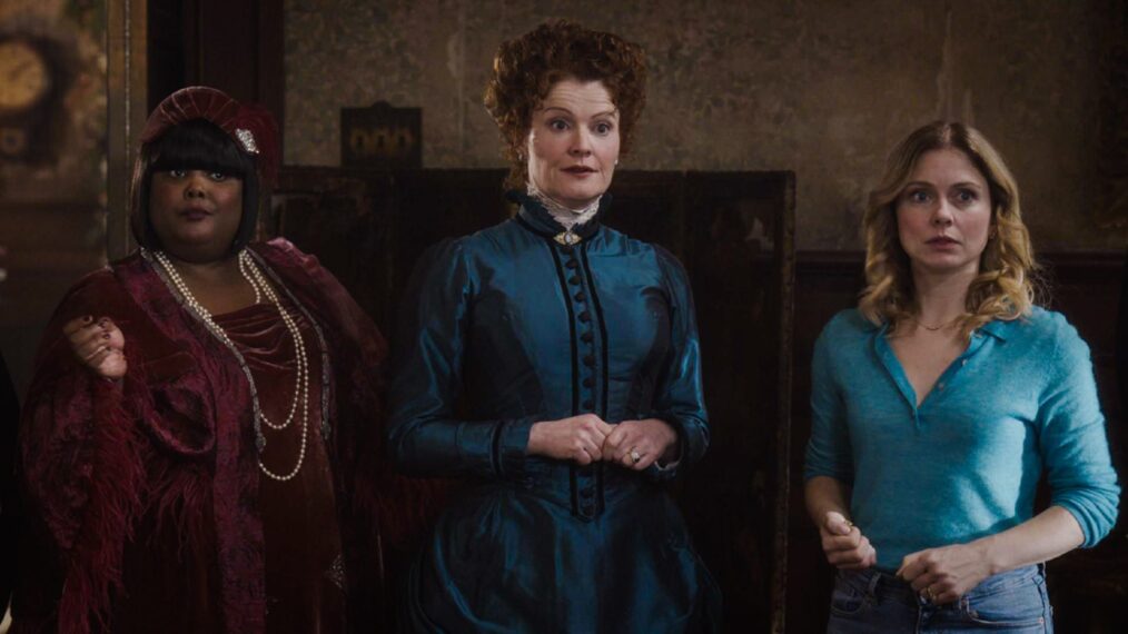 ghosts elias woodstone Ghosts Season 1 Danielle Pinnock, Rebecca Wisocky, Rose McIver